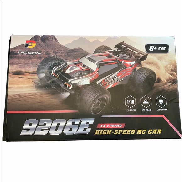 DeeRC 9206E remote controlled car - Picture 1 of 3
